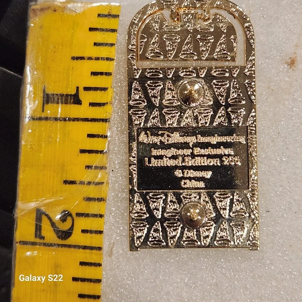 Disney WDI DCA Trash can Pin Hollywood Studios California Cast LE 200 Pin 70468‎